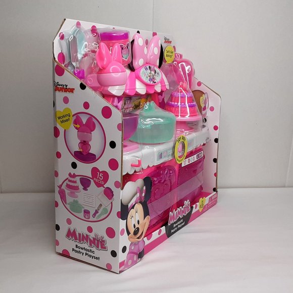 'DISNEY'S 'BOWTASTIC PASTRY PLAYSET' MUSIC & LIGHTS MINNIE'S BAKING 15-PIECE SET - Picture 6 of 14